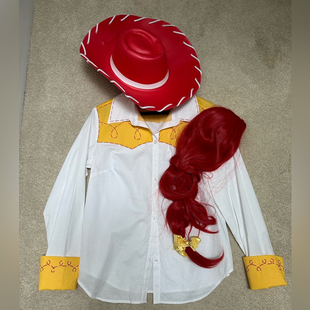 Disney Toy Story Jesse costume size medium